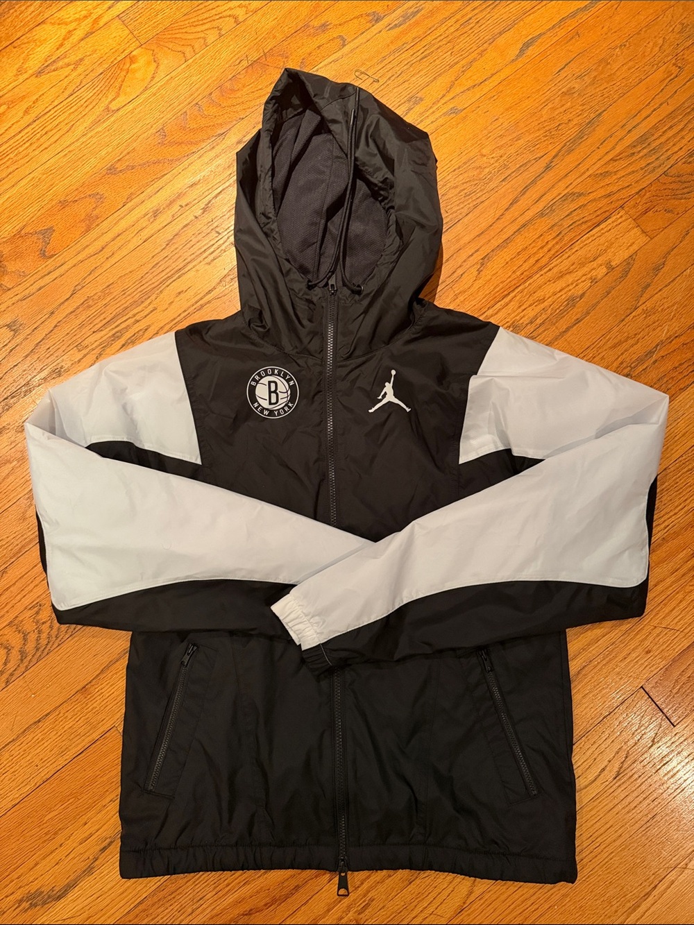 Brooklyn Nets Black & Gray Zippered Windbreaker Jacket with Hood NEW